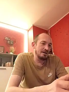 Snapshot of Denislamalice34 chatting on February 13, 2026, 7:54 pm Denislamalice34 online show from February 13, 2026, 7:54 pm