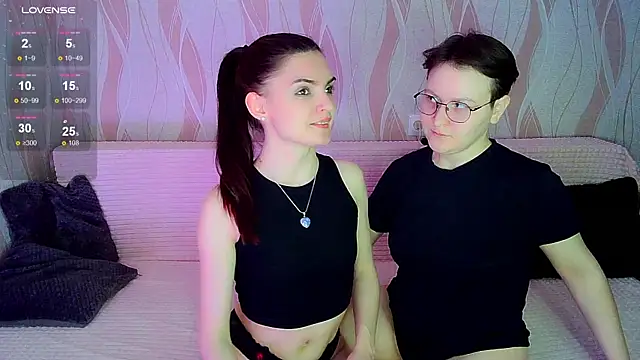  crazy baby  online show from December 5, 2025, 8:49 pm