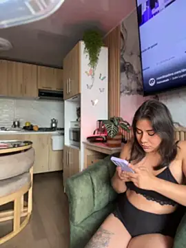 Nina-Eros1 online show from April 15, 2026, 9:37 pm