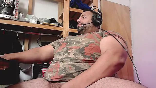 rodrix54 online show from April 28, 2026, 10:15 pm