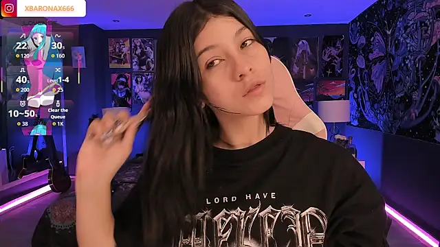 LanaKyutt online show from December 14, 2025, 12:10 pm