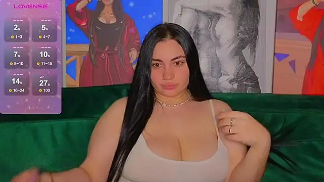 Nikki Kardashian online show from December 12, 2024, 10:42 pm