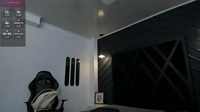 Snapshot of Apolo_Bianco_ chatting on September 30, 2025, 11:10 pm Apolo Bianco  online show from September 30, 2025, 11:10 pm