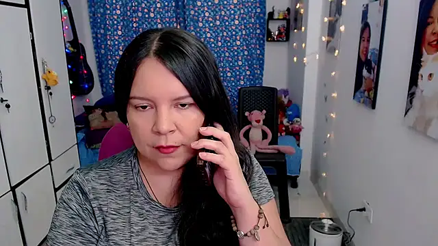 claryssa  online show from September 25, 2025, 7:17 pm