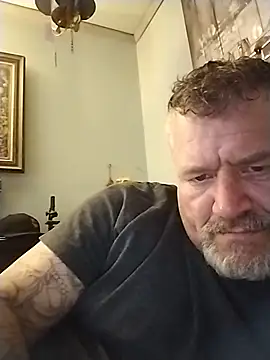 Snapshot of bigdoog8 chatting on June 16, 2026, 10:12 pm bigdoog8 online show from June 16, 2026, 10:12 pm