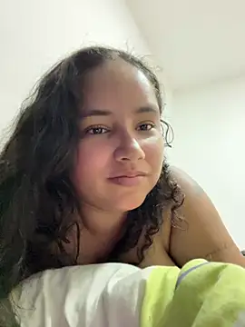 CurlyGirl 1 online show from January 28, 2025, 12:00 pm