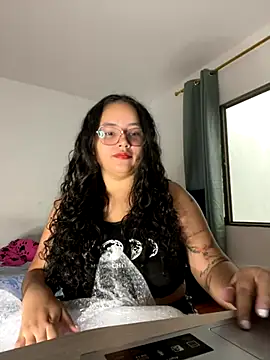 CurlyGirl 1 online show from September 15, 2025, 7:14 pm