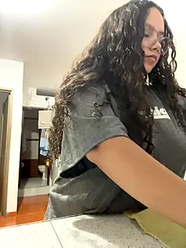 CurlyGirl 1 online show from September 26, 2025, 10:47 pm