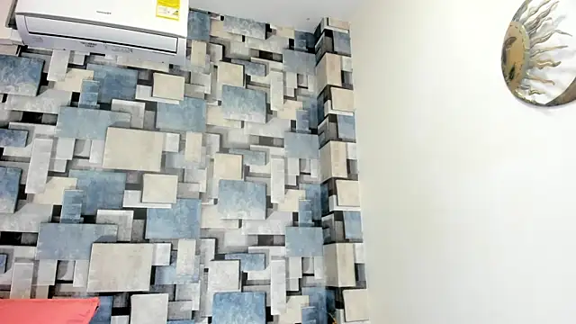 Snapshot of angel_dthroatt chatting on April 27, 2026, 12:03 pm angel dthroatt online show from April 27, 2026, 12:03 pm