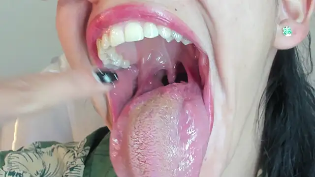 Katty mouth online show from November 14, 2025, 8:40 pm