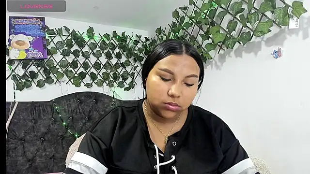 PaulinaSwan online show from January 5, 2026, 5:49 pm