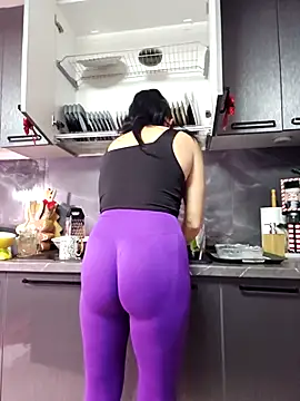 Snapshot of AnaFoxxy chatting on November 29, 2025, 7:22 am AnaFoxxy online show from November 29, 2025, 7:22 am