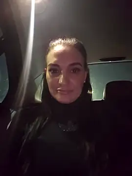 Snapshot of AnaFoxxy chatting on December 2, 2025, 3:18 pm AnaFoxxy online show from December 2, 2025, 3:18 pm