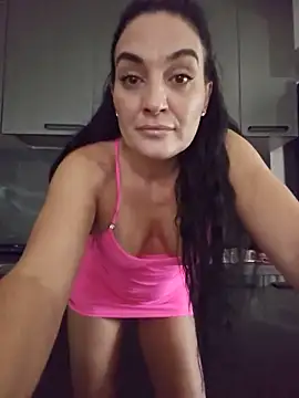 Snapshot of AnaFoxxy chatting on June 12, 2026, 1:32 pm AnaFoxxy online show from June 12, 2026, 1:32 pm