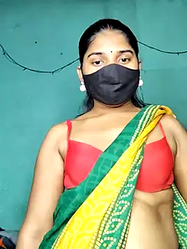 Snapshot of Luv_Adite20 chatting on March 3, 2025, 6:33 pm Luv Adite20 online show from March 3, 2025, 6:33 pm