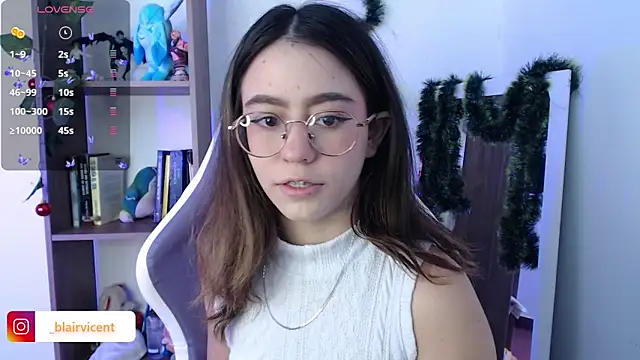 BlairVicent online show from December 11, 2024, 12:23 pm