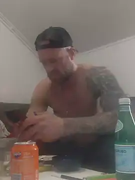 eltoulou online show from March 3, 2025, 2:37 pm