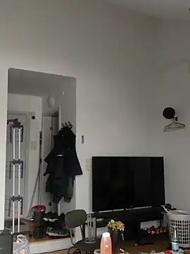 eltoulou online show from March 12, 2025, 11:42 am