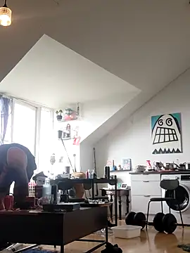 eltoulou online show from September 12, 2025, 8:03 am