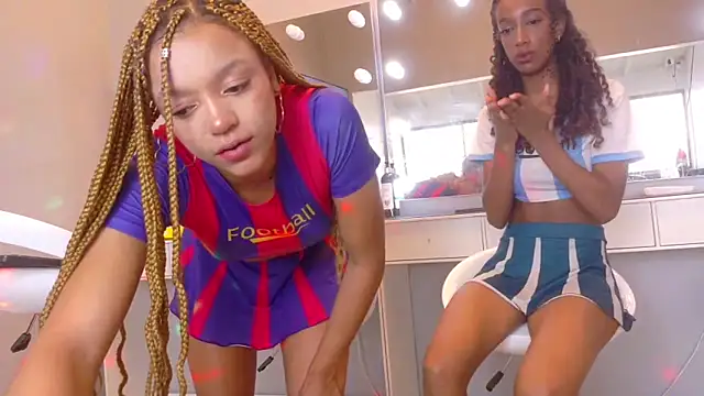 chocolatecrememia online show from March 7, 2026, 8:39 pm