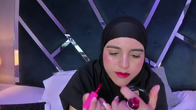 Nahid Jaziri1 online show from October 4, 2025, 8:18 pm