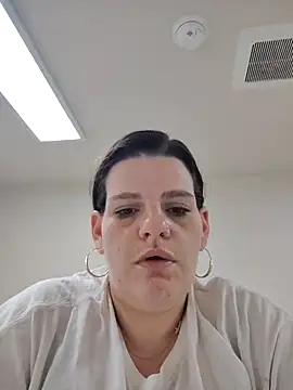 Snapshot of BeckiTooSweet chatting on September 12, 2025, 6:52 pm BeckiTooSweet online show from September 12, 2025, 6:52 pm
