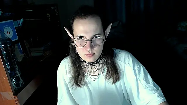 EvaMiron online show from March 2, 2025, 6:30 pm