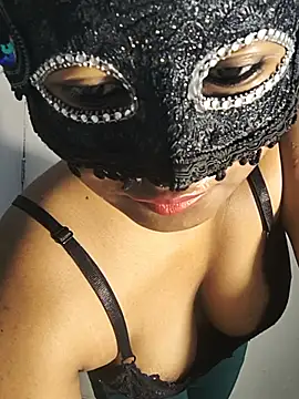 Snapshot of FANTASY_QUEEN_07 chatting on June 1, 2026, 2:35 am FANTASY QUEEN 07 online show from June 1, 2026, 2:35 am