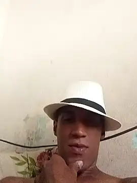 fieltoprj1 online show from January 5, 2025, 5:51 pm