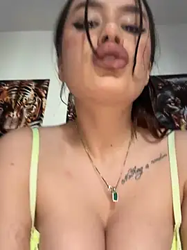 deliaroyal online show from January 28, 2025, 1:16 pm