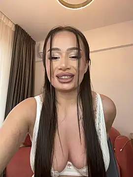 deliaroyal online show from November 23, 2025, 1:22 pm