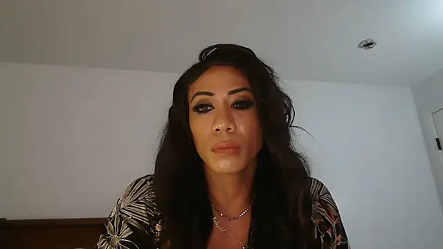 Snapshot of CaramelDipper chatting on October 7, 2025, 6:54 am CaramelDipper online show from October 7, 2025, 6:54 am