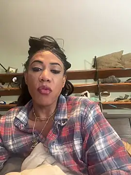 CaramelDipper online show from July 22, 2026, 9:23 am