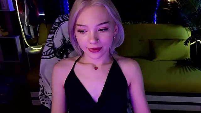 SandraBoyl online show from January 19, 2025, 4:44 am