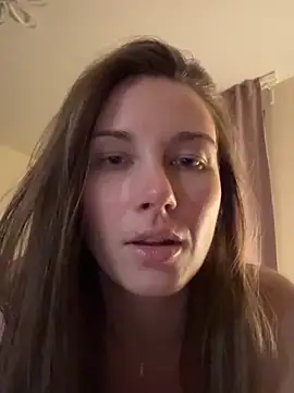 JasminJames online show from April 4, 2026, 8:17 pm