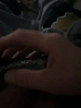 Snapshot of fullfillyourdreams chatting on October 9, 2025, 10:19 pm fullfillyourdreams online show from October 9, 2025, 10:19 pm