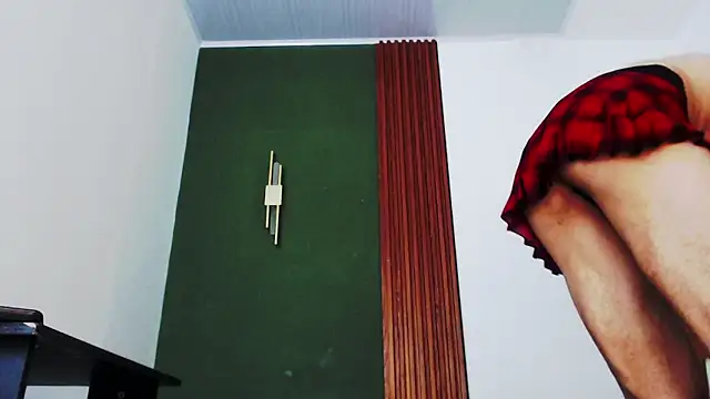 jean sneider online show from November 23, 2025, 1:49 am