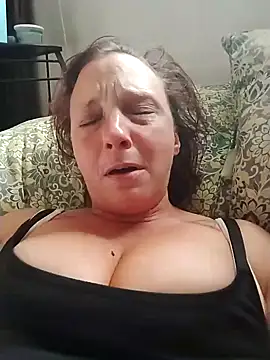 Snapshot of Everlyrose27 chatting on January 5, 2026, 7:39 pm Everlyrose27 online show from January 5, 2026, 7:39 pm