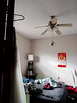 Snapshot of Everlyrose27 chatting on January 7, 2026, 5:04 pm Everlyrose27 online show from January 7, 2026, 5:04 pm