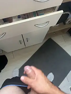 Mecchaud06 online show from September 29, 2025, 12:54 pm