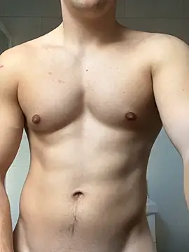 Mecchaud06 online show from February 1, 2026, 2:04 pm