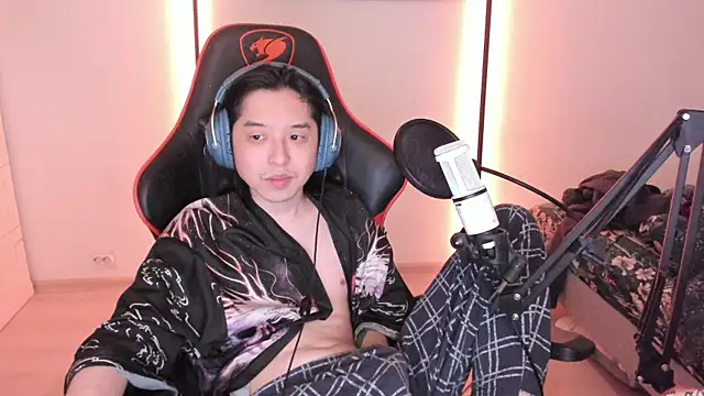 Snapshot of wexlee7 chatting on January 13, 2026, 11:21 pm wexlee7 online show from January 13, 2026, 11:21 pm