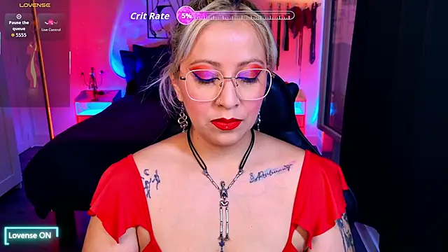 Snapshot of blackwidow_s1 chatting on May 25, 2026, 8:20 am blackwidow s1 online show from May 25, 2026, 8:20 am