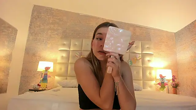 Lezy  online show from March 30, 2026, 7:48 pm