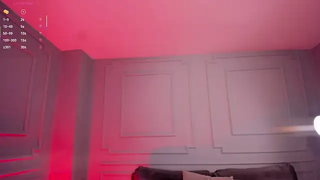 PaulinaSantos  online show from February 24, 2026, 7:34 pm