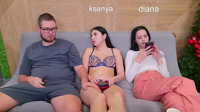 Ksenny online show from December 16, 2025, 3:55 am