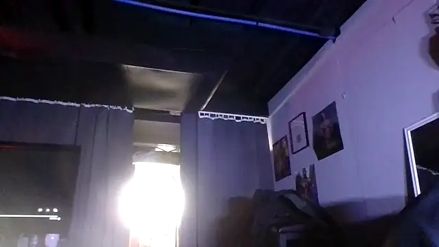 Snapshot of Paulhenry chatting on December 15, 2025, 6:12 pm Paulhenry online show from December 15, 2025, 6:12 pm