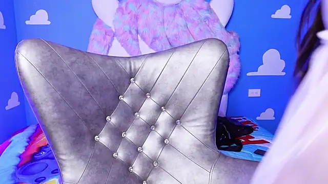 Snapshot of miss_keisi chatting on July 9, 2026, 6:01 pm miss keisi online show from July 9, 2026, 6:01 pm