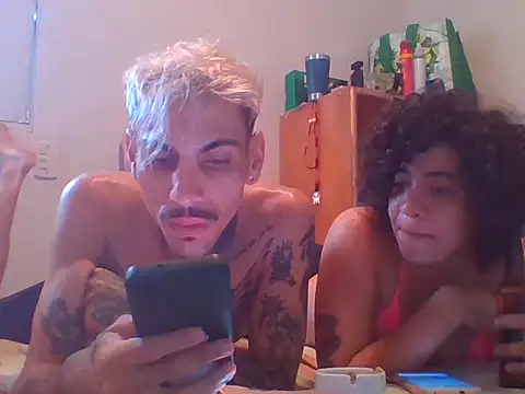 PitbullDiablo1 online show from November 16, 2025, 6:46 pm