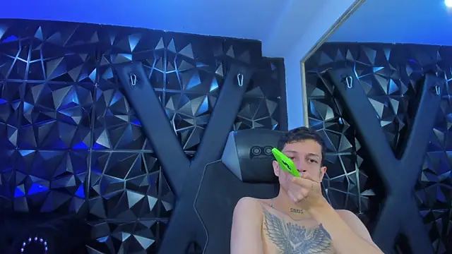 AgarEvans online show from March 25, 2026, 5:35 am